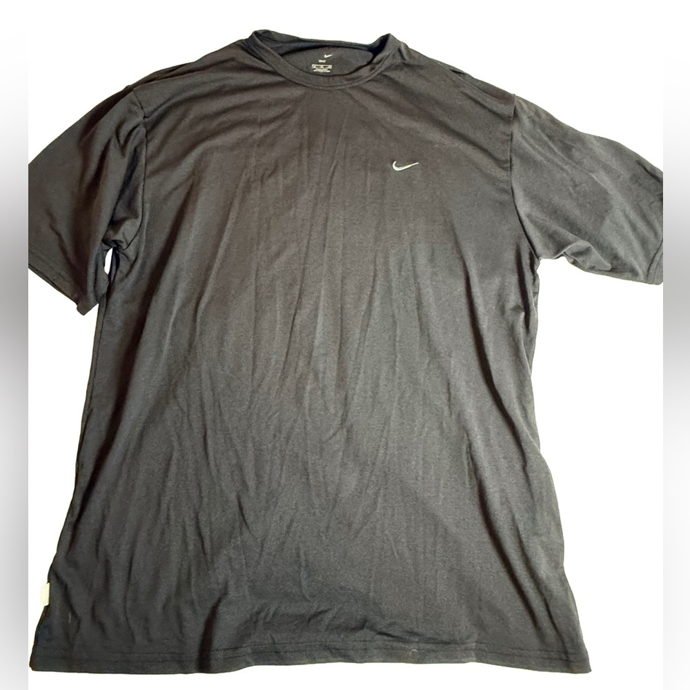Nike Men's Black Short Sleeve Tee